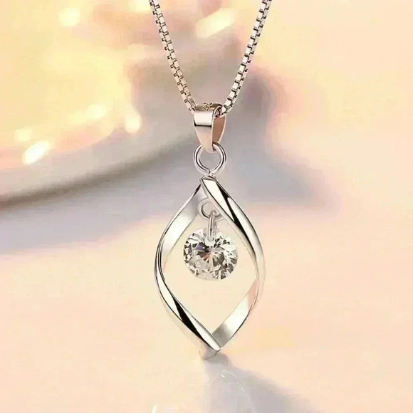 Silver Twist Necklace - Picture 1 of 2